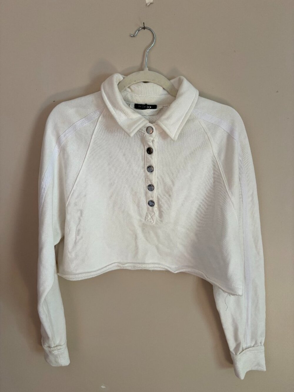 Lovely Paper Moon ivory crop hoodie top